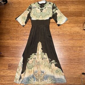 Elegant Vintage Hand-Painted Asian Crane Trees Mountains Print Dress